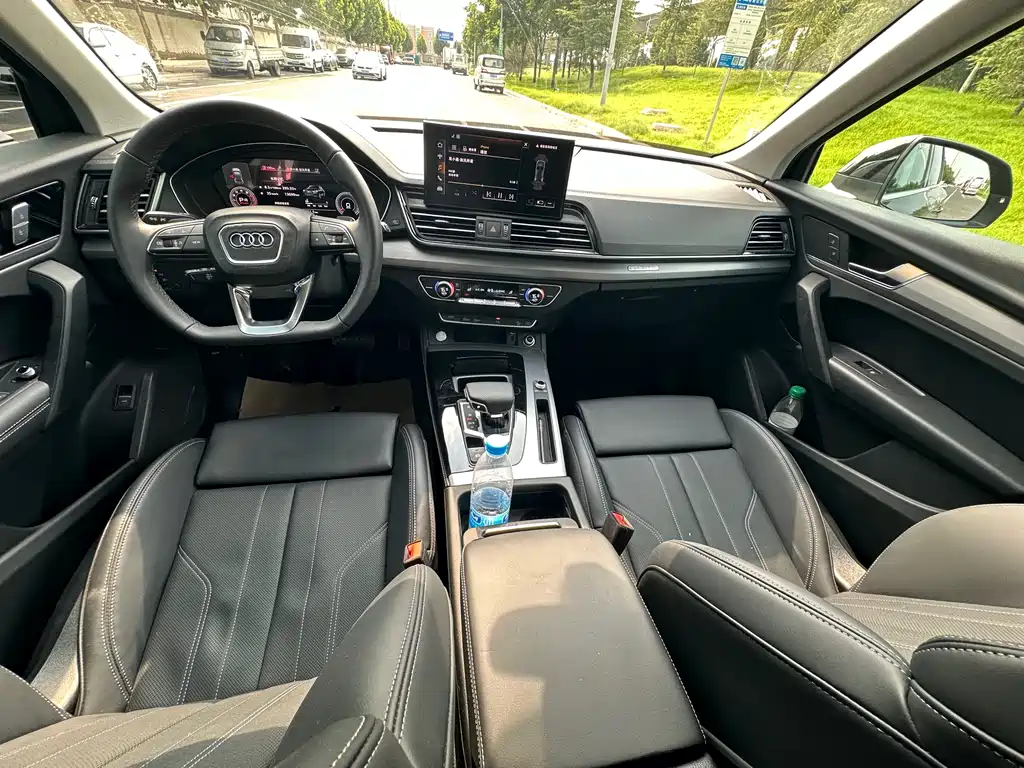 Audi Q5L 2025 45 TFSI Luxury