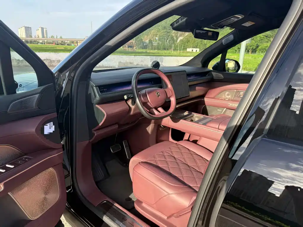 NIO ES8 2026 мест Executive Luxury