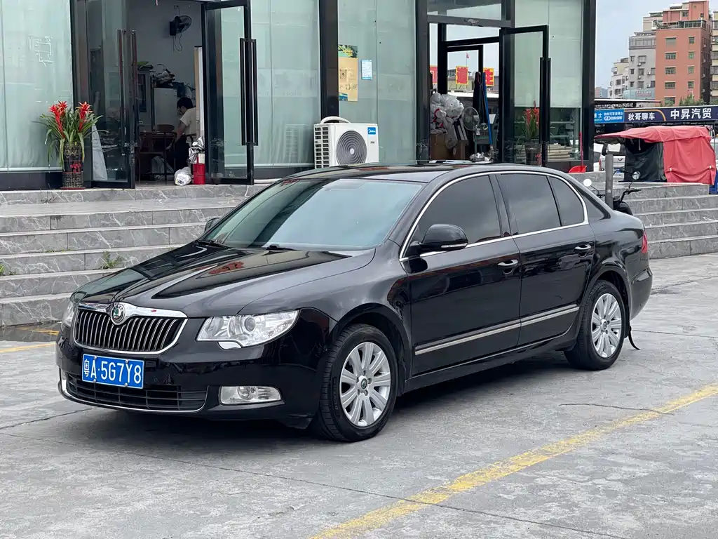 Skoda Superb 2012