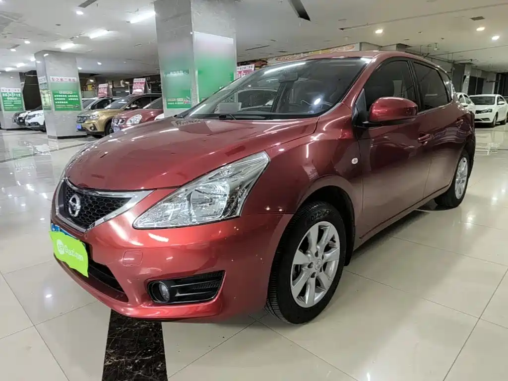 Nissan Tiida — миниатюра 2