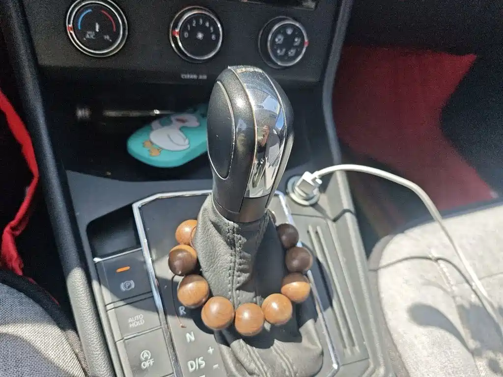 Volkswagen Lavida — миниатюра 7