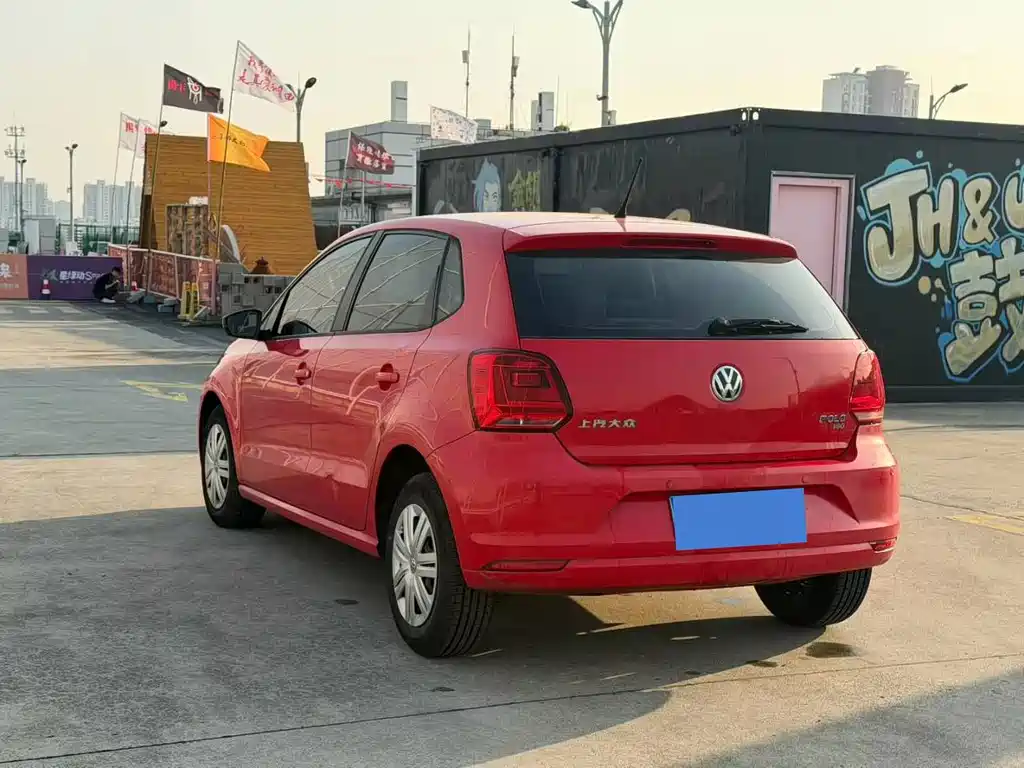 Volkswagen Polo — миниатюра 6