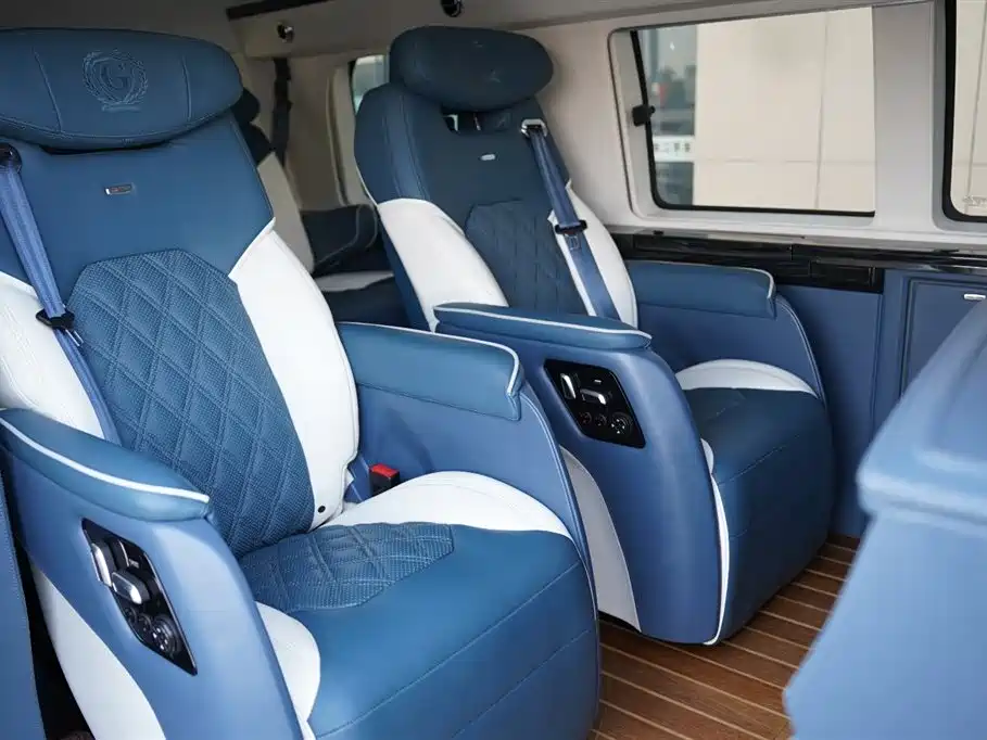 GMC Savana 5.3L G600S 4WD Elegant Premium Edition, фото 14