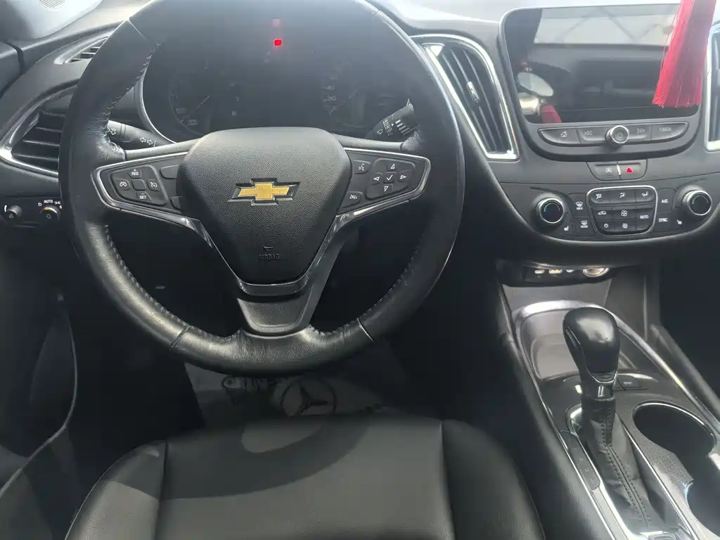 Chevrolet Malibu XL — миниатюра 6