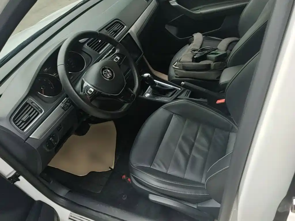 Volkswagen Lavida — миниатюра 15