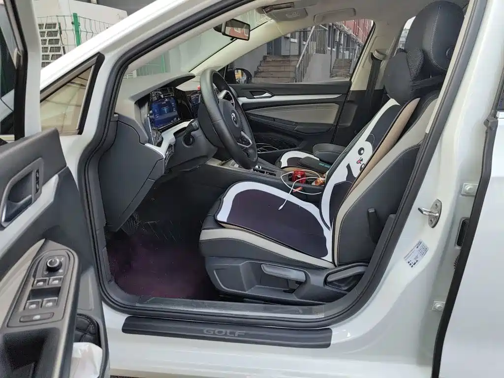 Volkswagen Golf — миниатюра 17