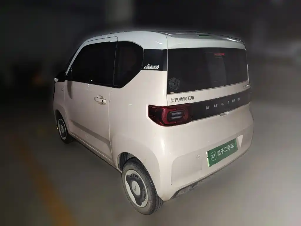 Wuling MINIEV — миниатюра 4