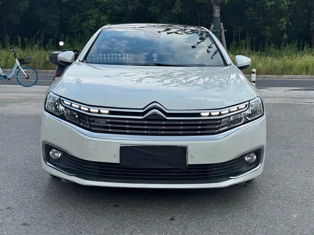Citroen C6 — миниатюра 2