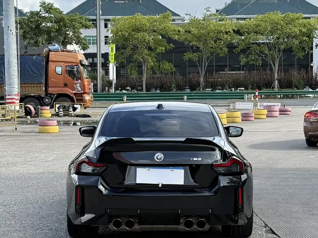 BMW M2 2024 M2