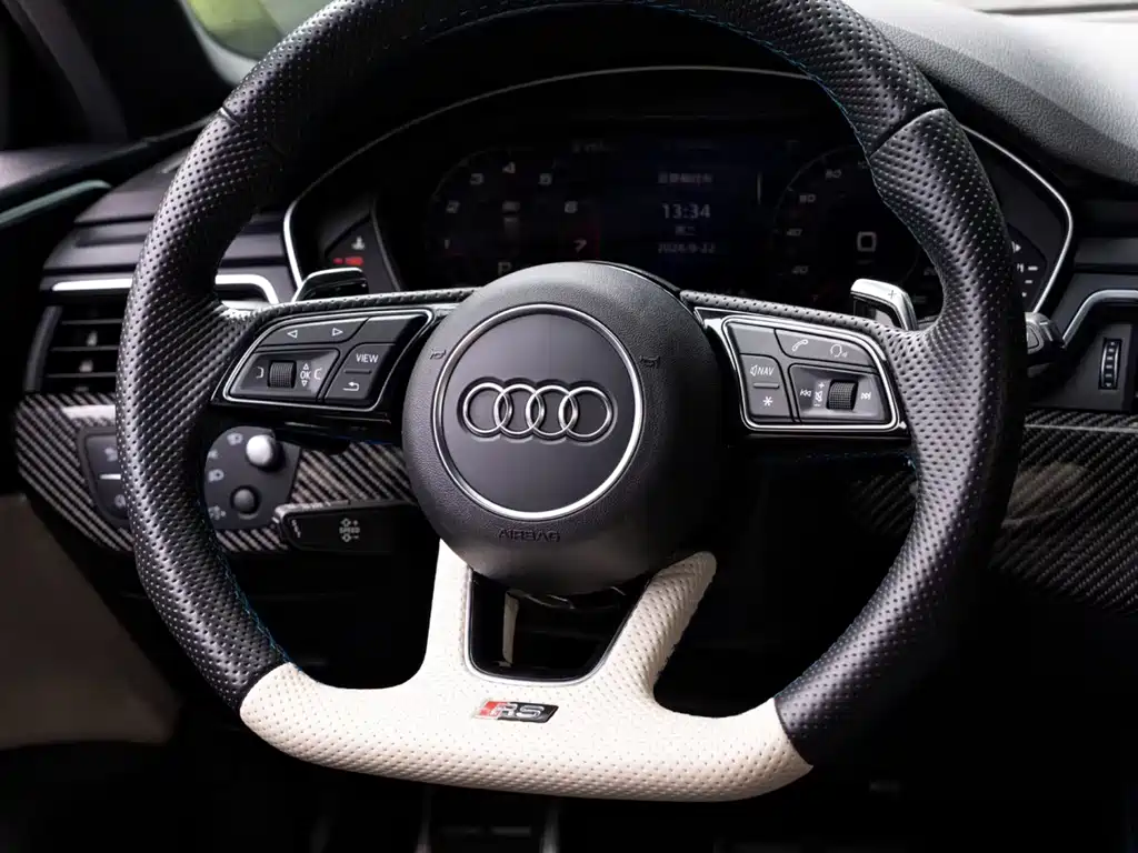 Audi RS 4 — миниатюра 6
