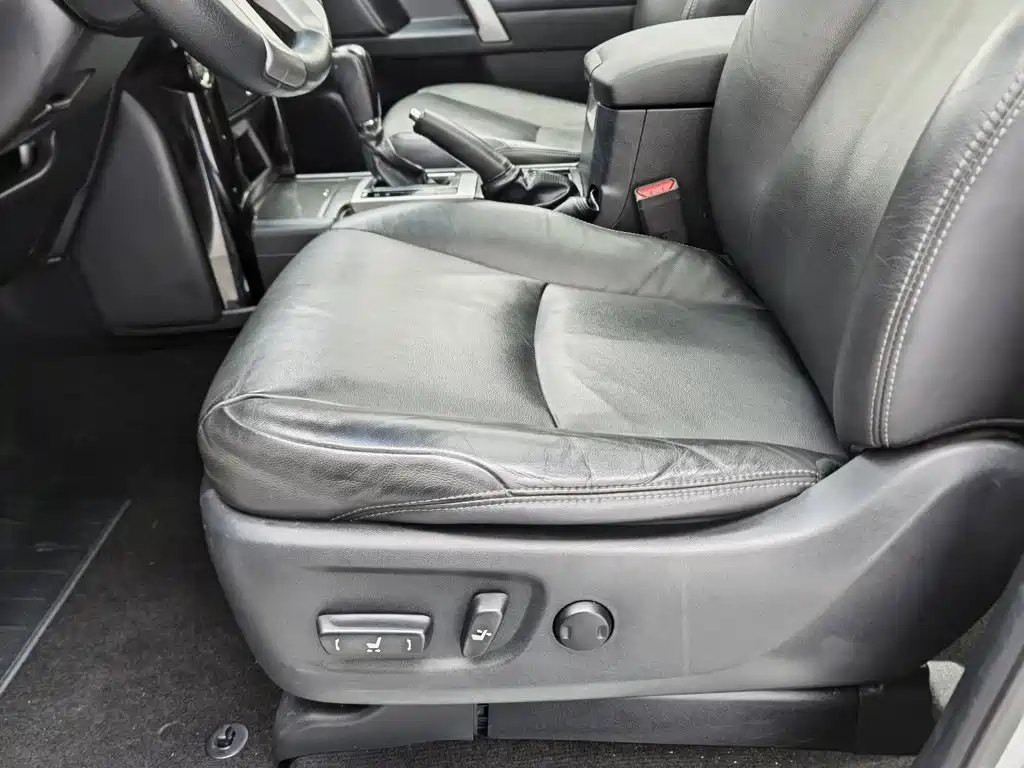 Toyota Prado — миниатюра 20