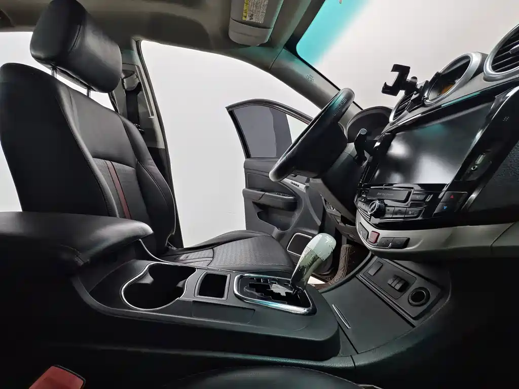BYD S7 — миниатюра 15