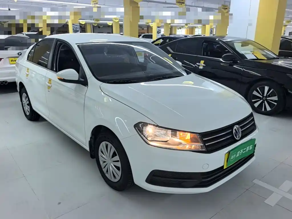 Volkswagen Santana — миниатюра 4