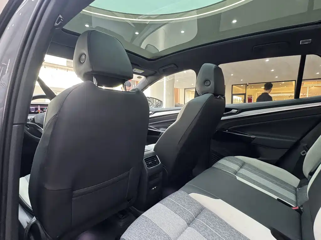 Volkswagen ID.4 Crozz — миниатюра 13