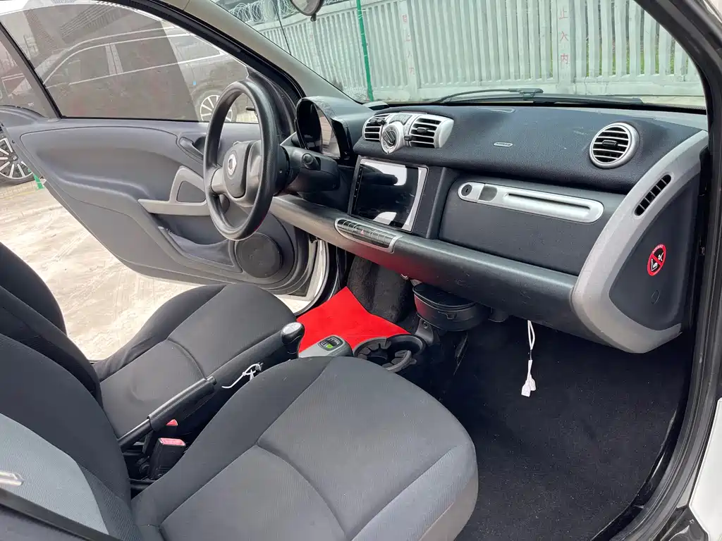 smart Smart Fortwo — миниатюра 11