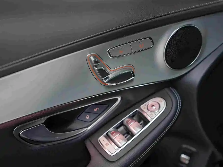 Mercedes-Benz GLC — миниатюра 8