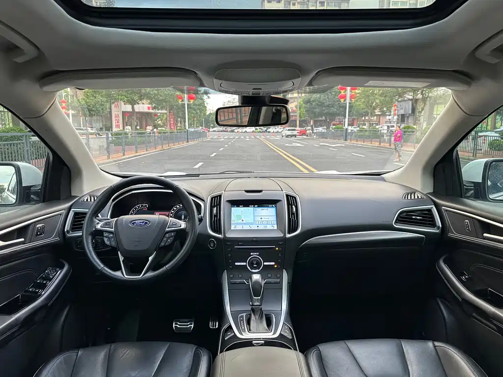 Ford Edge — миниатюра 21