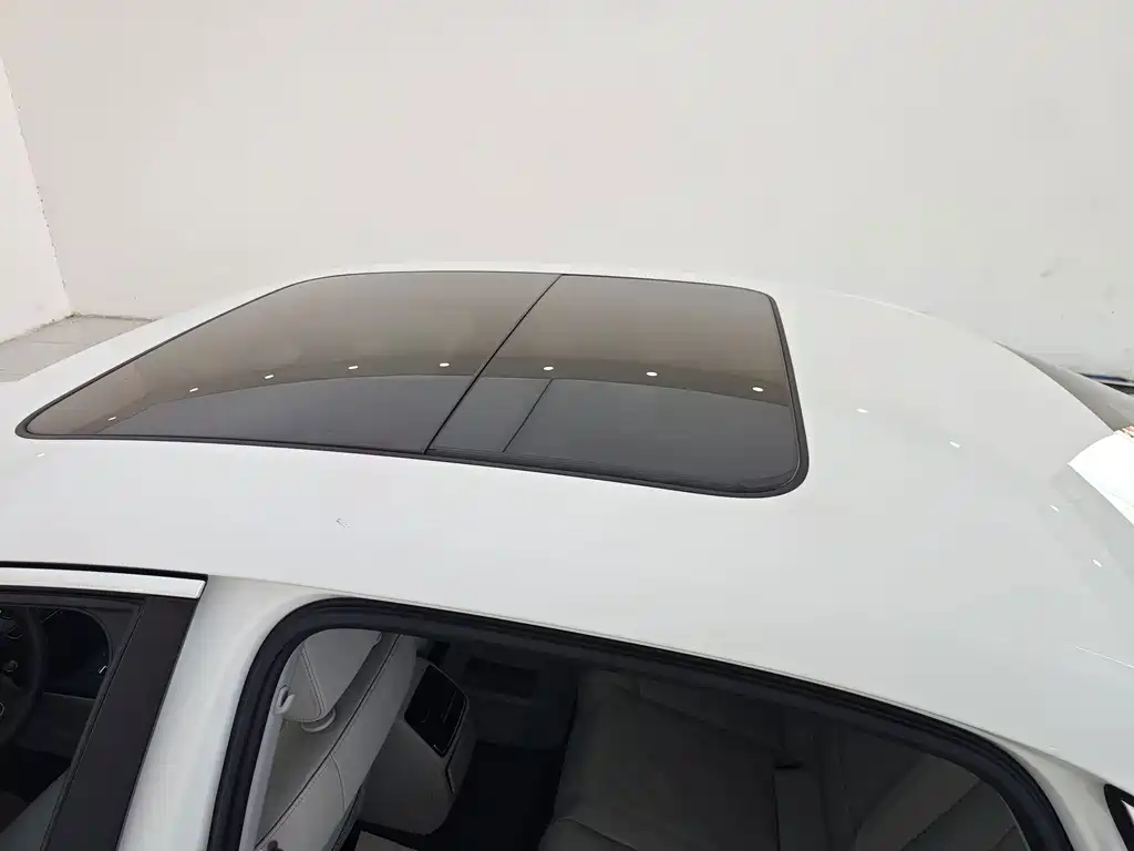 Audi A4L — миниатюра 10