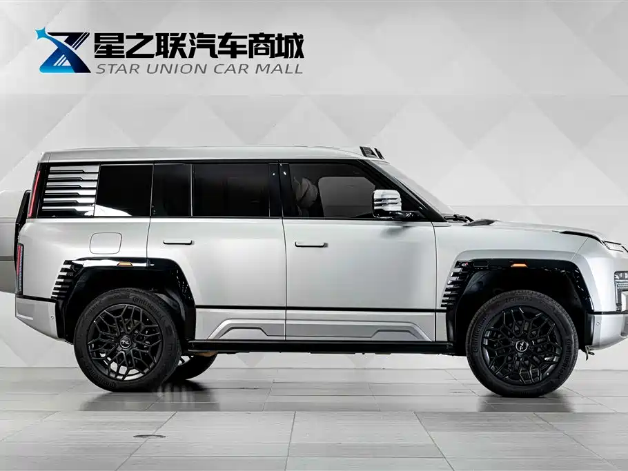 Yangwang Yangwang U8 — миниатюра 5