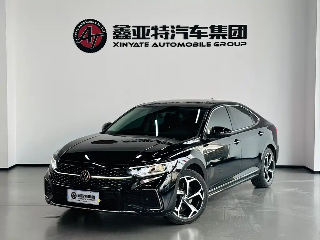 Volkswagen Passat 2024