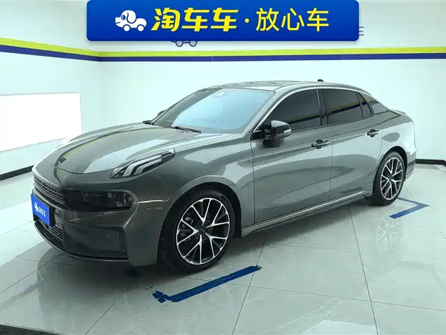 2021 Lynk & Co 03