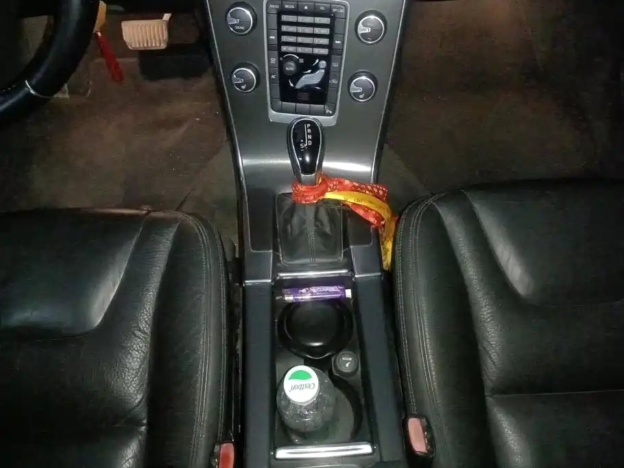 Volvo XC60 (Import) — миниатюра 16