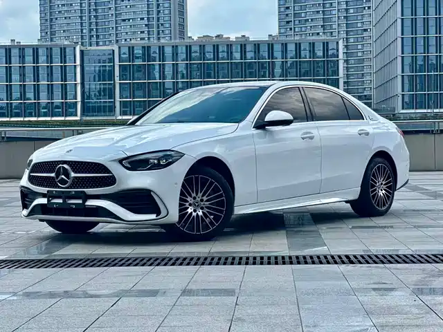 MERCEDES-BENZ  C CLASS 2025