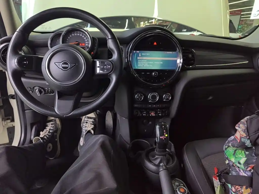 MINI Mini — миниатюра 10