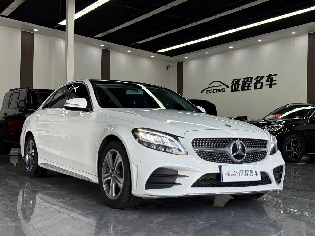 Mercedes-Benz C-Class — миниатюра 8