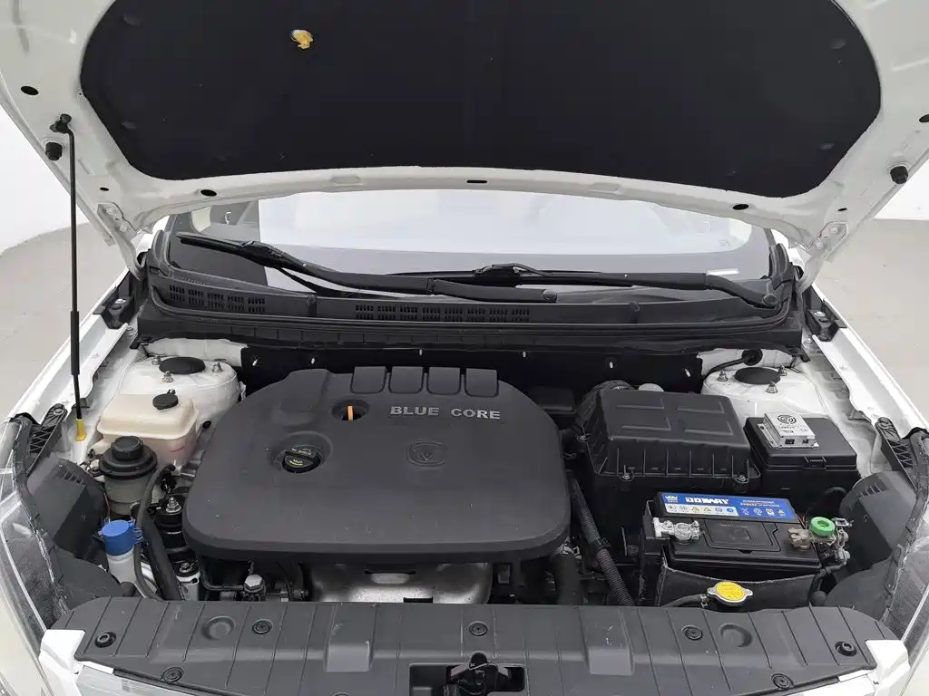Changan Eado — миниатюра 6