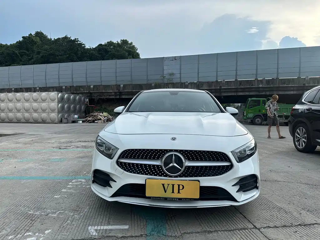Mercedes-Benz A-Class — миниатюра 2