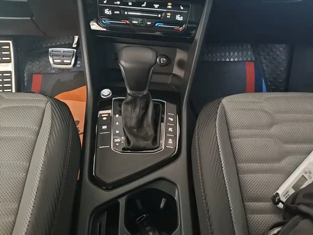 Volkswagen Tiguan X — миниатюра 14