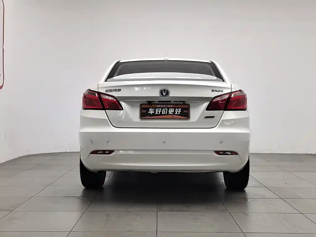 Changan Eado — миниатюра 4