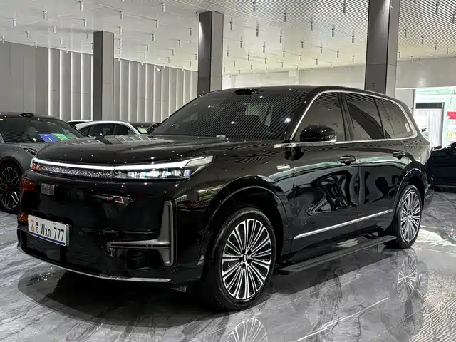 2025 Geely Galaxy M9