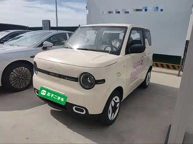 2025 Geely LC (Panda)