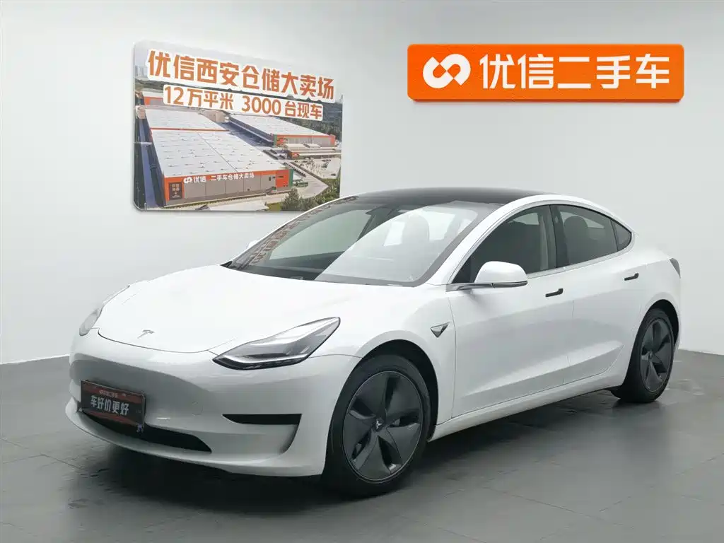 Tesla Model 3 2020