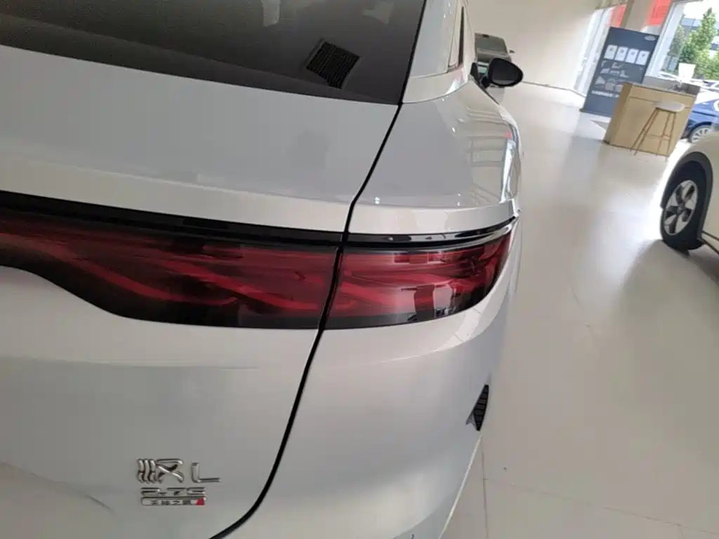 BYD Han L — миниатюра 24