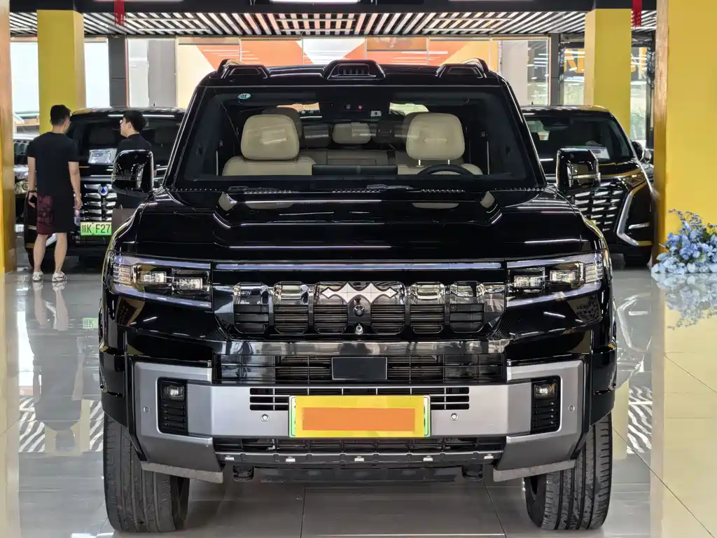 Fangchengbao Leopard 8 8 2025 Flagship 7 мест
