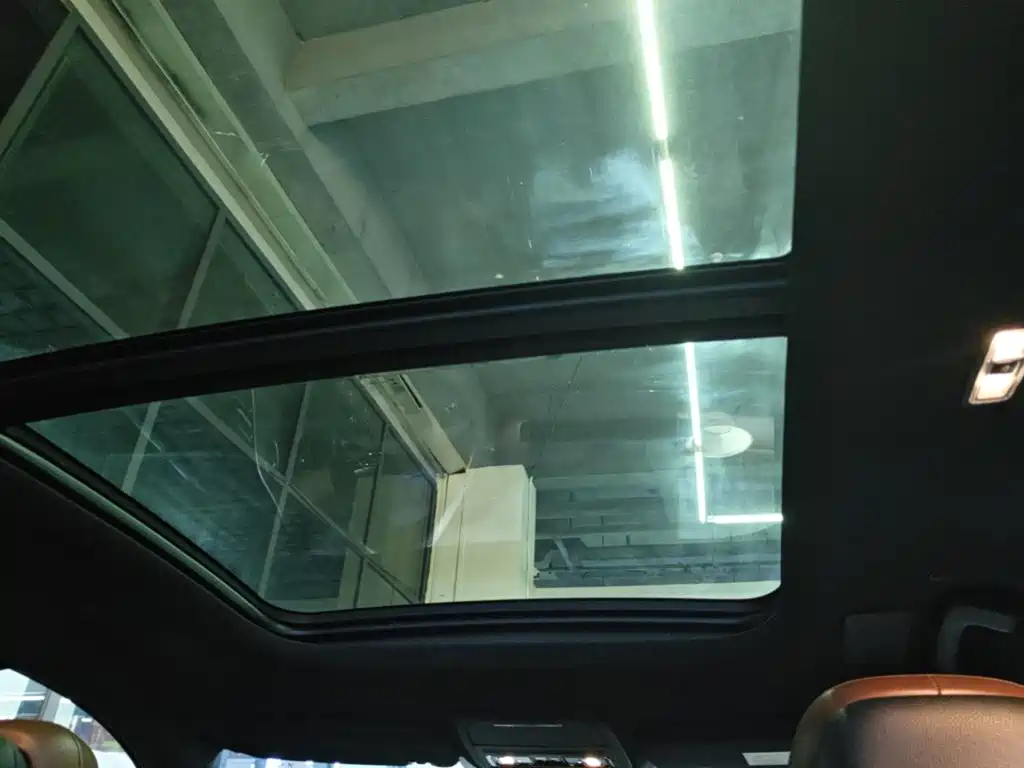 Lincoln Aviator — миниатюра 18