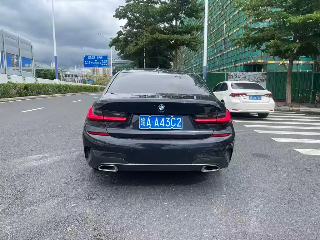 BMW 3 Series — миниатюра 4