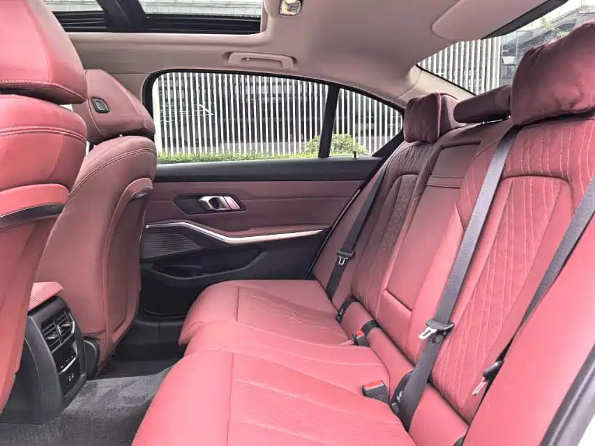 BMW i3 2025 eDrive 35 L