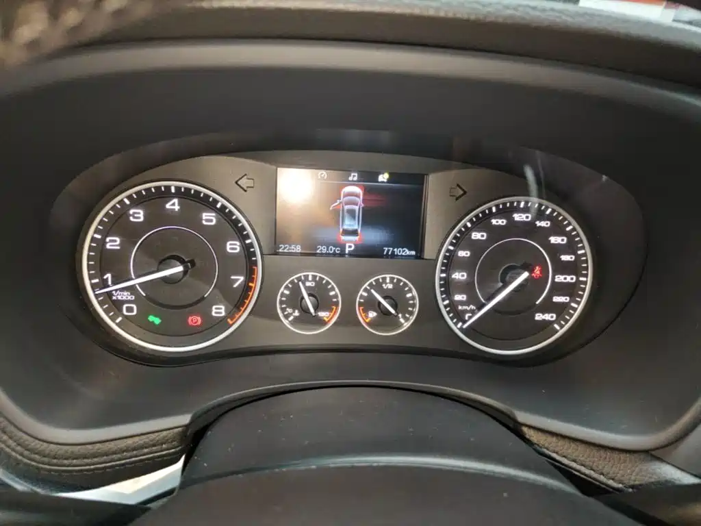 Borgward BX7 — миниатюра 12