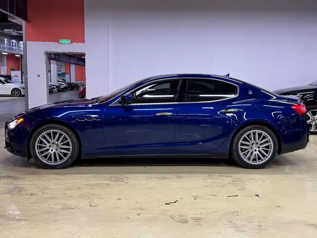 Maserati Ghibli 3.0T Standard Edition, фото 4