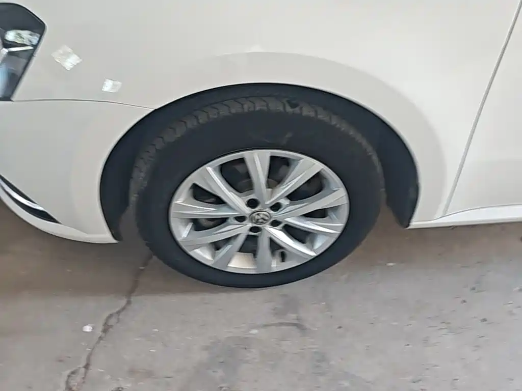 Volkswagen Lavida — миниатюра 23