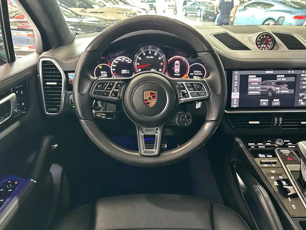 PORSCHE CAYENNE