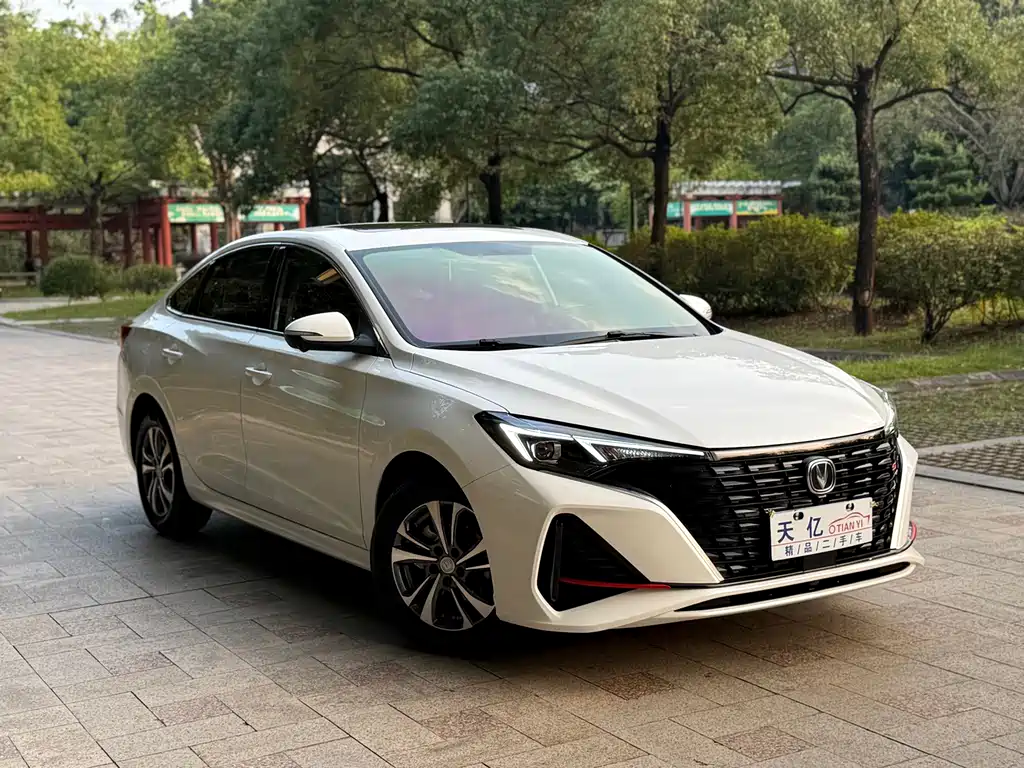 Changan Eado — миниатюра 3