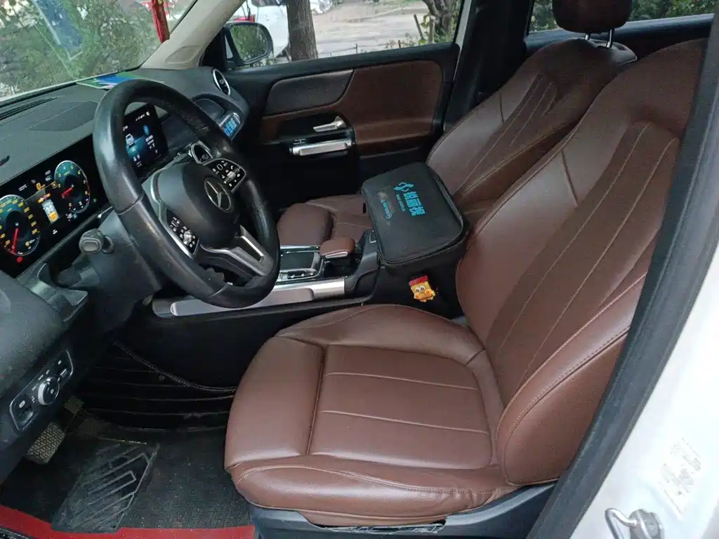 Mercedes-Benz GLB — миниатюра 8