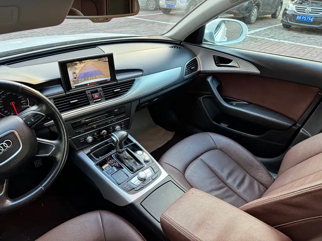 Audi A6L — миниатюра 12