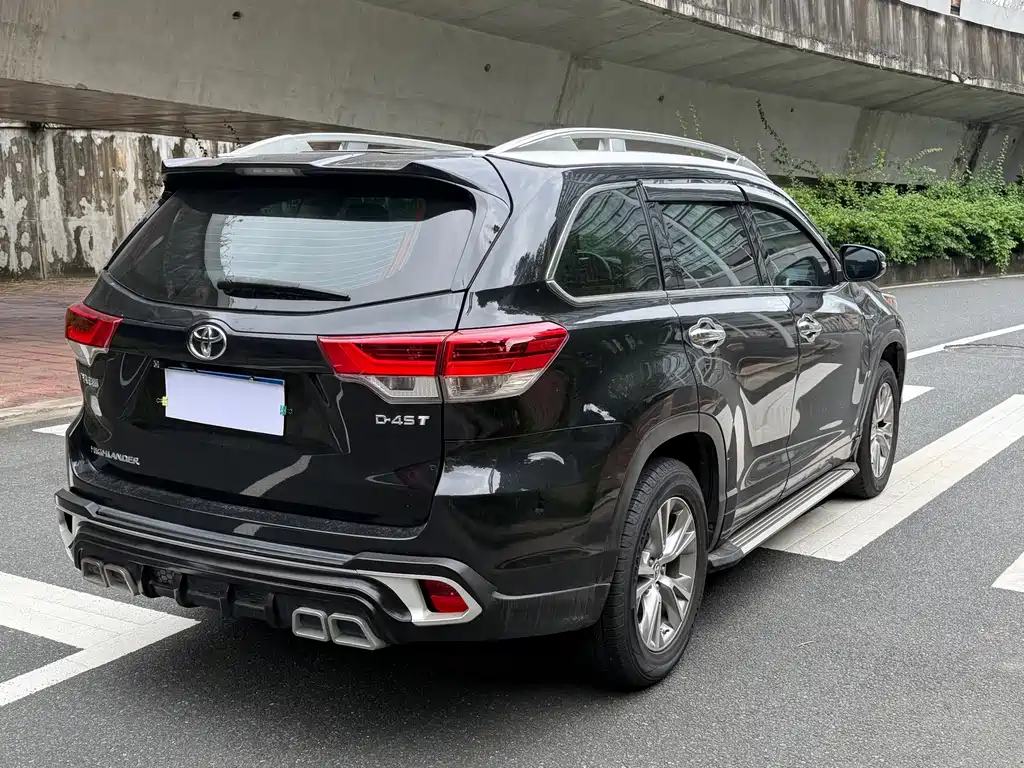 Toyota Highlander — миниатюра 17