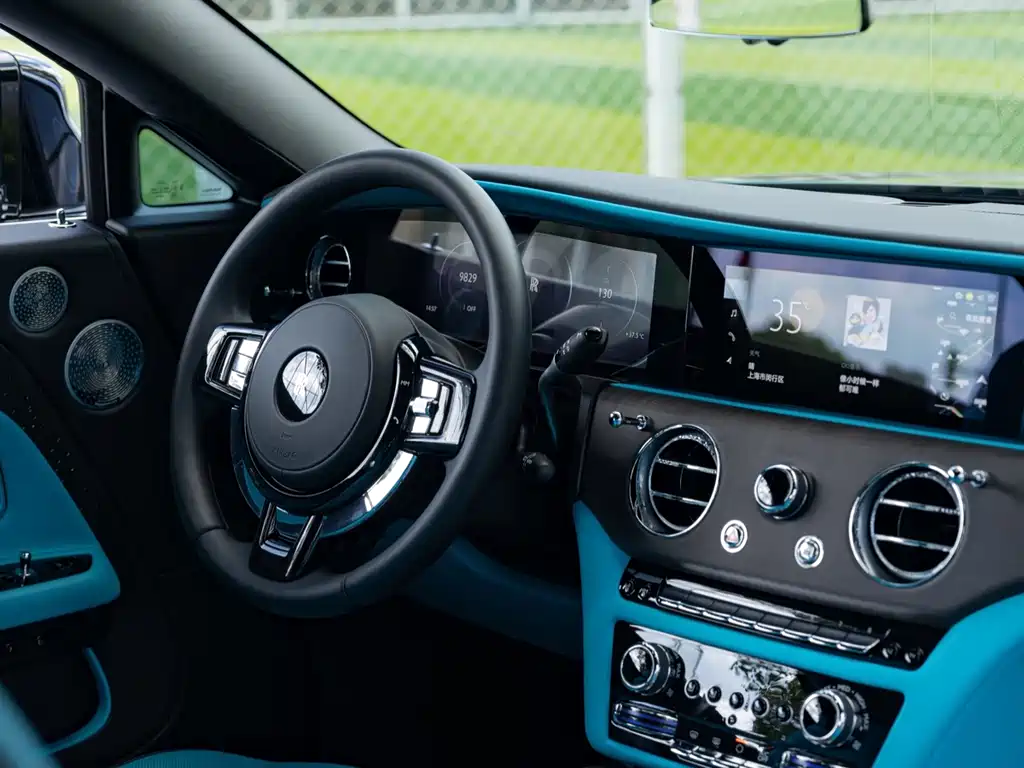 Rolls-Royce Phantom — миниатюра 11